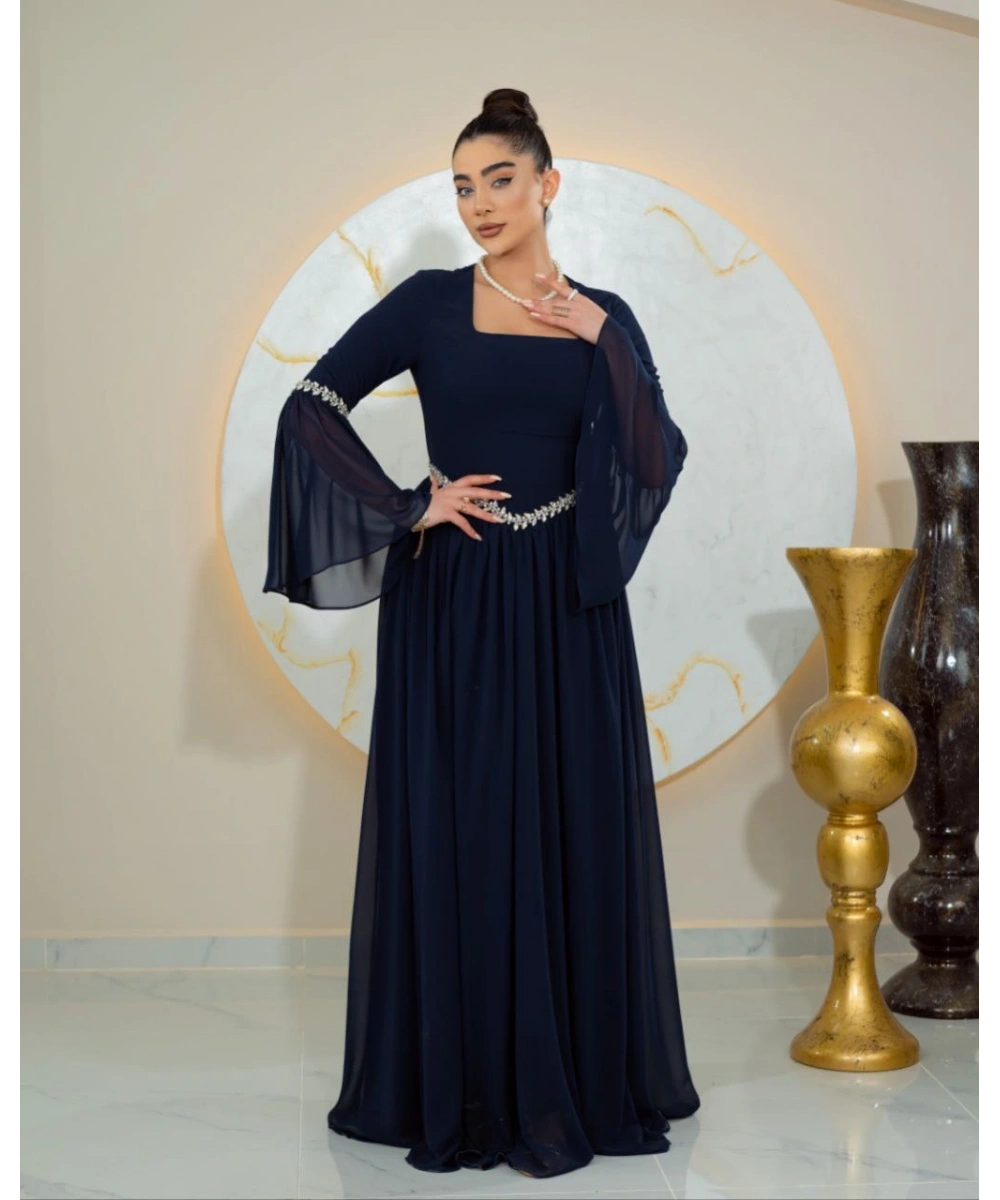 İnci Detaylı Şifon Kol Tasarımlı Uzun Lacivert Abiye Elbise