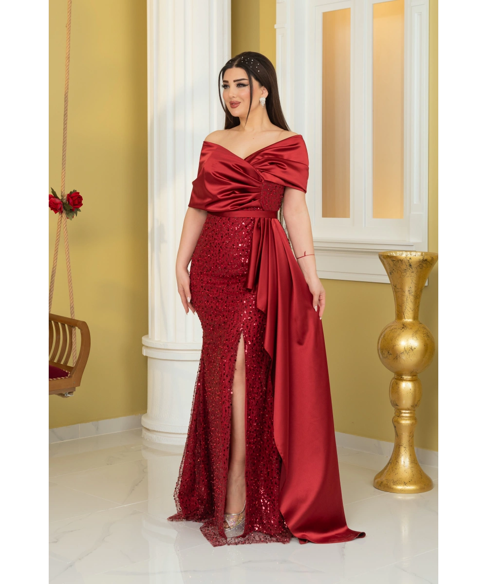 İncili Payet Saten Tasarım Yırtmaçlı Kolsuz Pelerinli Elbise Abiye