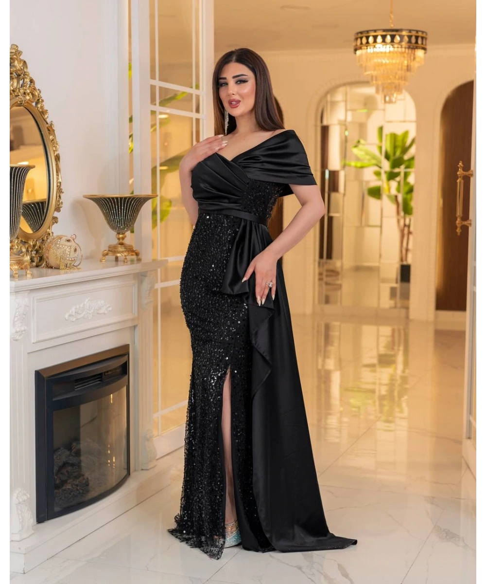 İncili Payet Saten Tasarım Yırtmaçlı Kolsuz Pelerinli Elbise Abiye