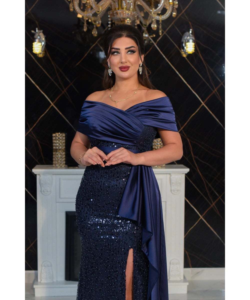 İncili Payet Saten Tasarım Yırtmaçlı Kolsuz Pelerinli Elbise Abiye