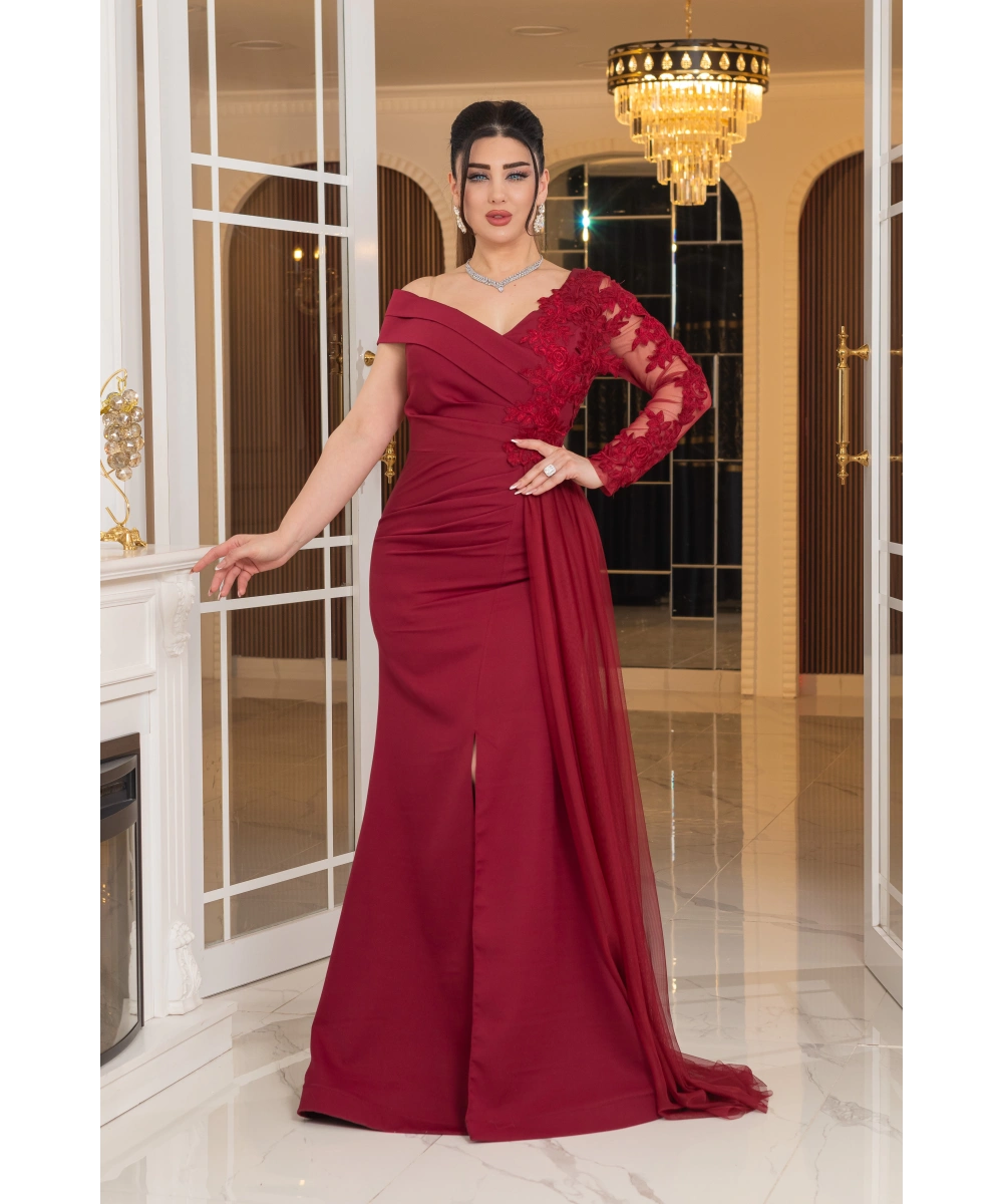 İthal Atlas Tasarım Tül Güpür Dantel Aksesuarlı Yırtmaçlı Uzun Elbise Abiye