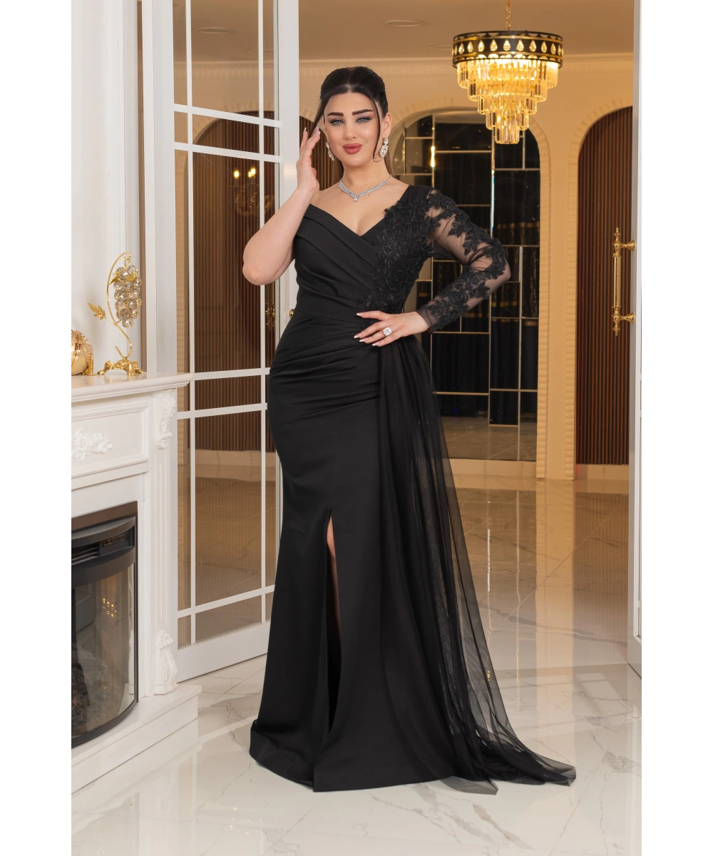 İthal Atlas Tasarım Tül Güpür Dantel Aksesuarlı Yırtmaçlı Uzun Elbise Abiye