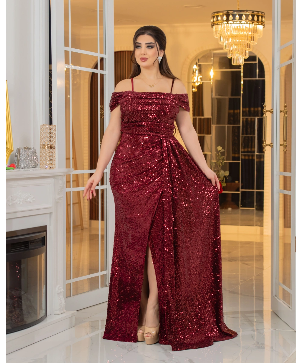 Kadife Payet Tasarım Straplez Dekolteli Yırtmaçlı Pelerinli Elbise Abiye