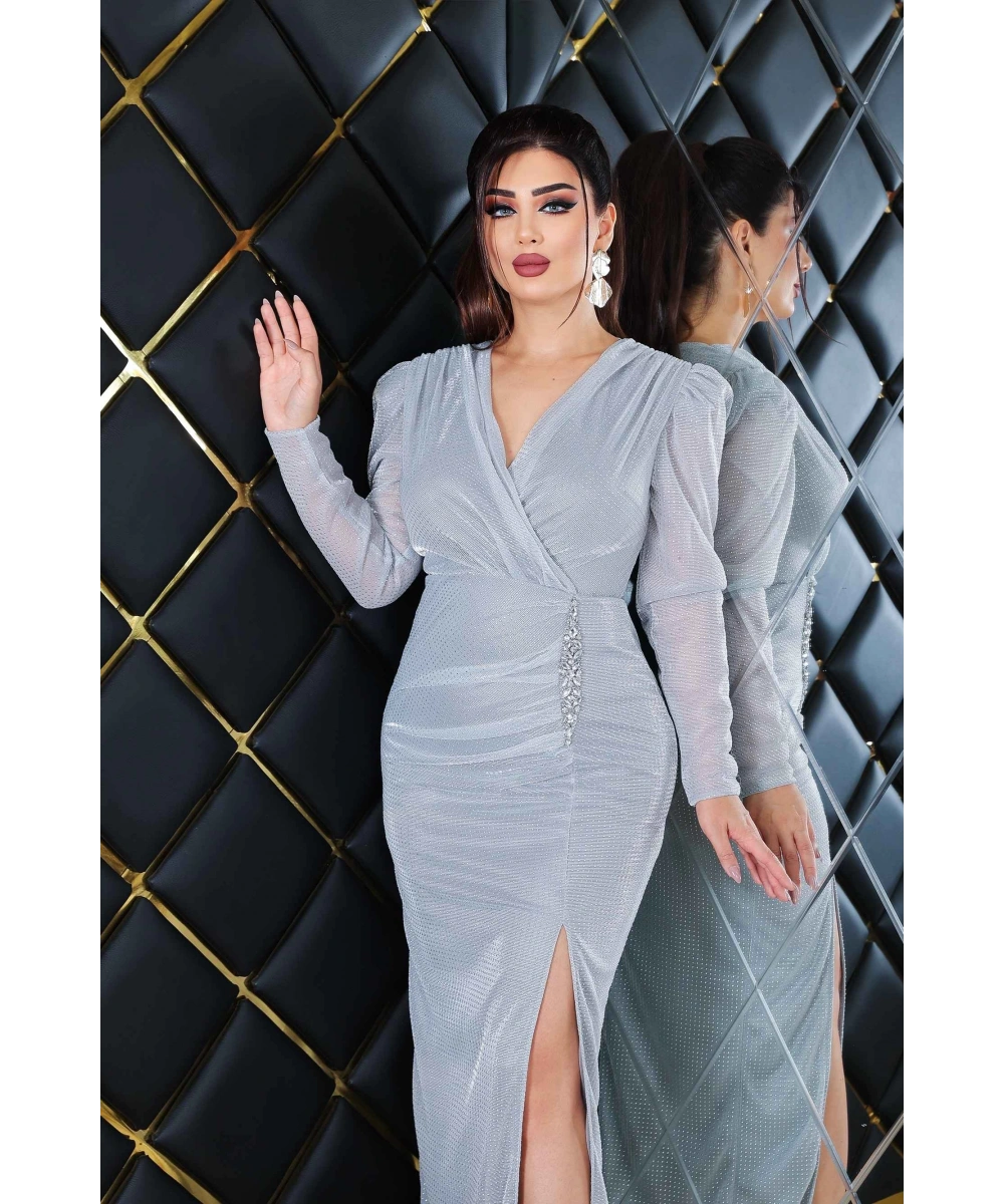 Nokta Deseyli Mumlayıt Tasarım V dekolteli Yırtmaçlı Uzun Elbise Abiye