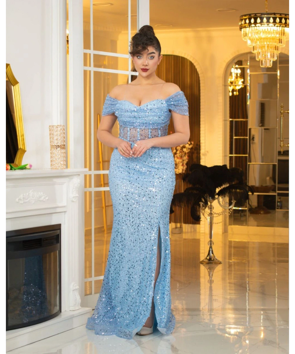 Omzu Açık Dantel Detaylı Işıltılı Uzun Abiye Elbise