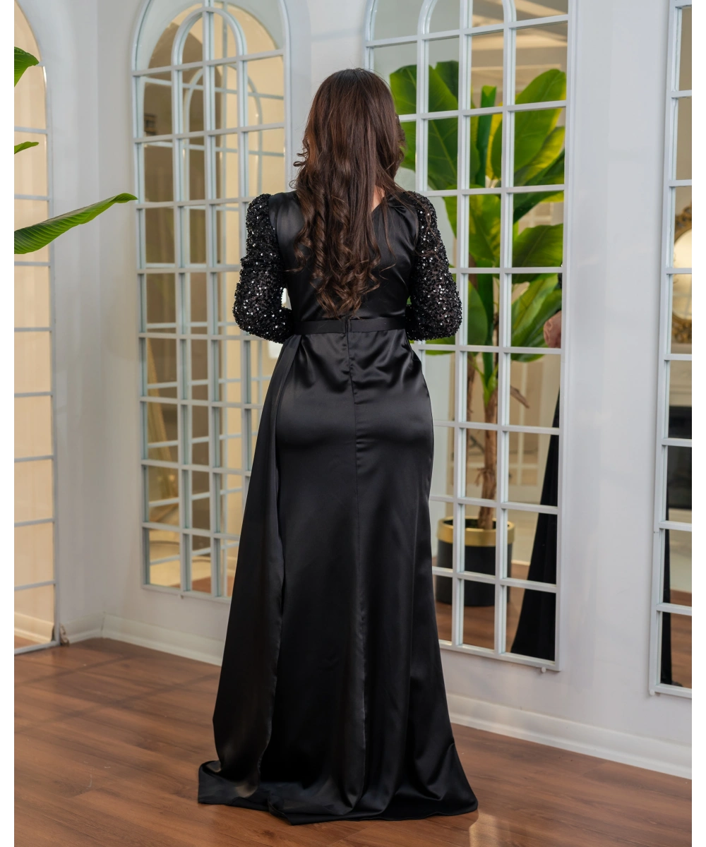 Payet Detaylı Drapeli Uzun Abiye Elbise