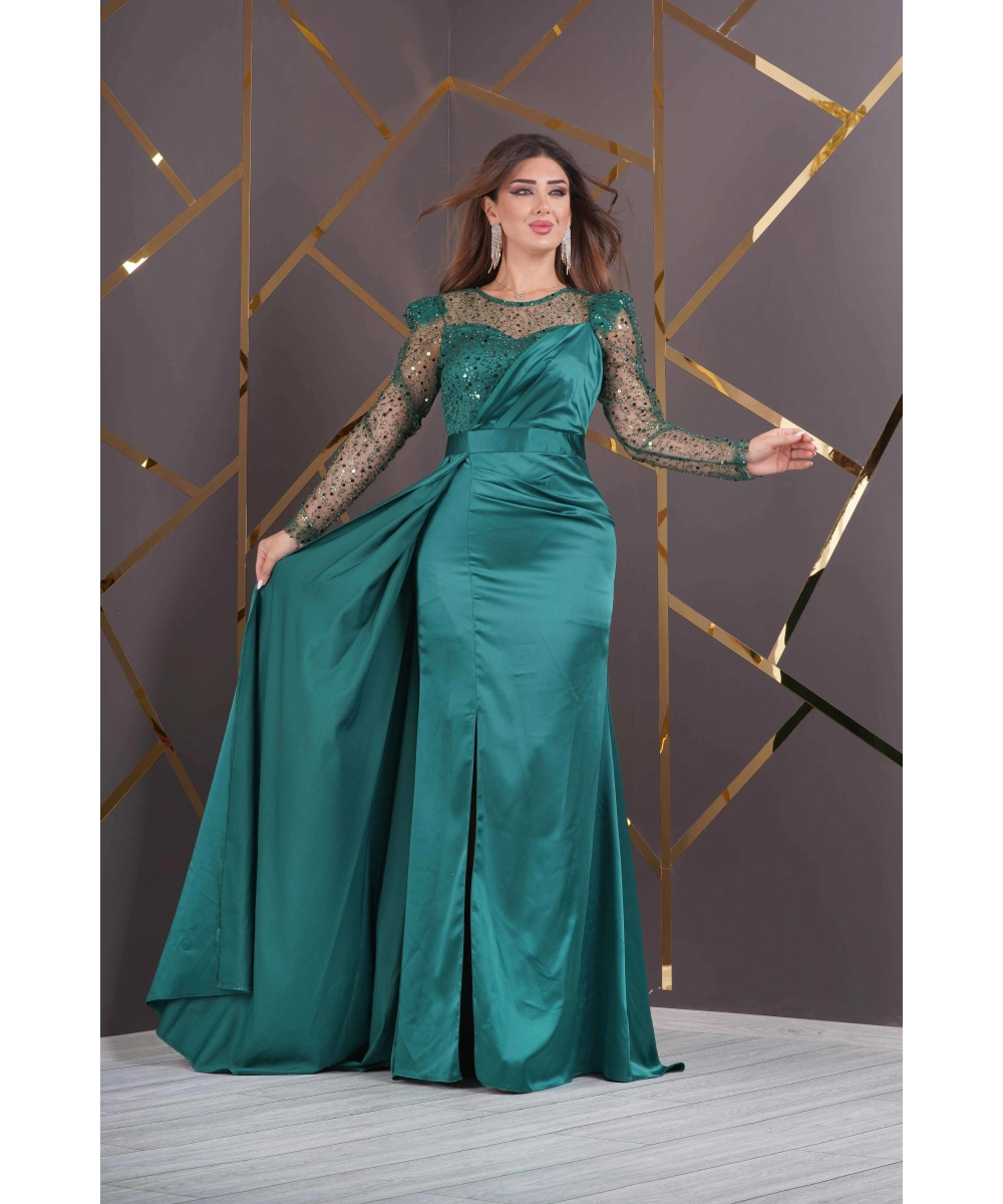 Saten Payet Tasarım Pelerinli Yırtmaçlı Uzun Elbise Abiye