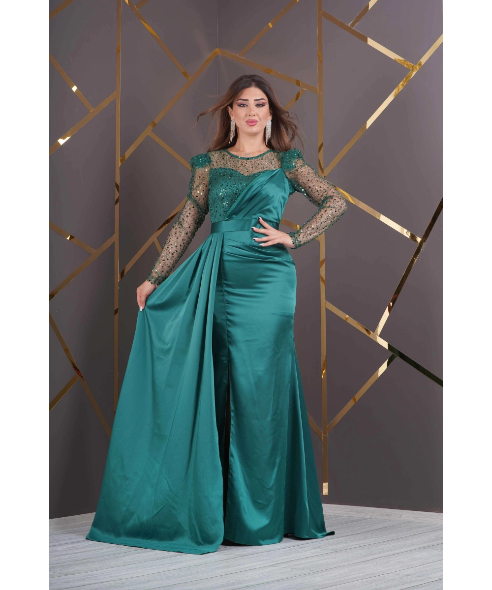 Saten Payet Tasarım Pelerinli Yırtmaçlı Uzun Elbise Abiye