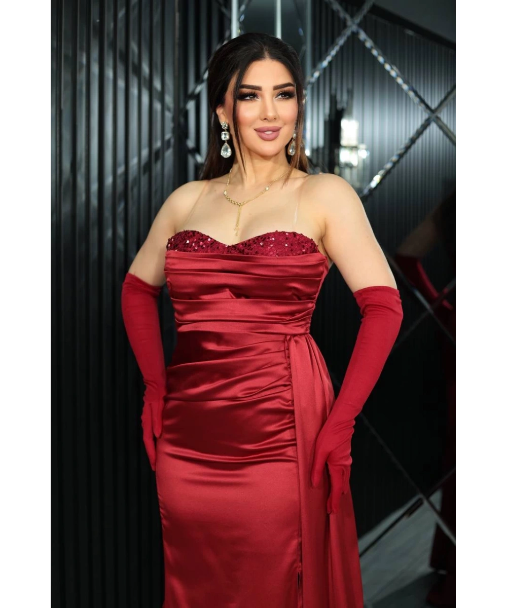 Saten Tasarım Straplez Dekolteli Yırtmaçlı Uzun Elbise Abiye