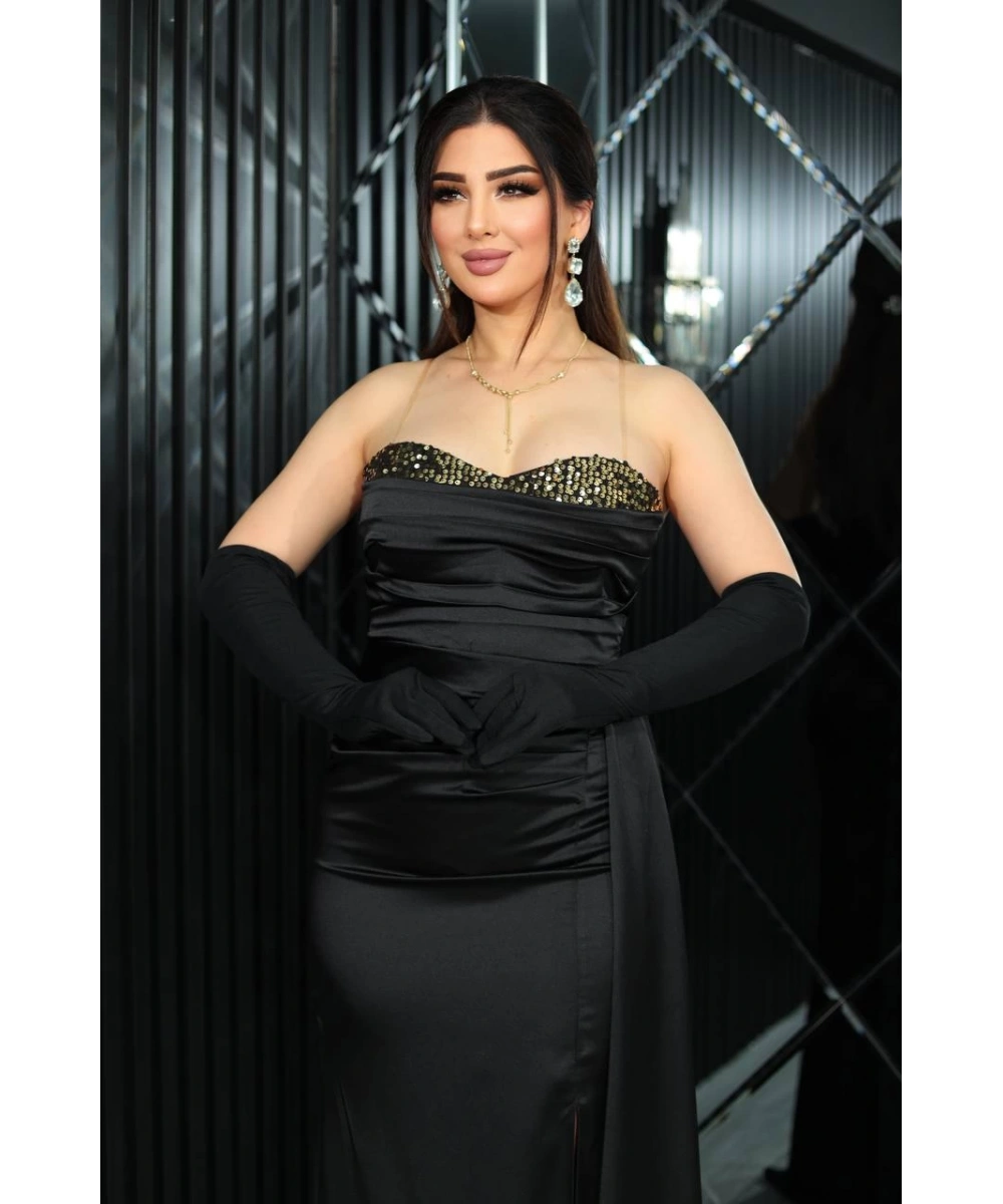 Saten Tasarım Straplez Dekolteli Yırtmaçlı Uzun Elbise Abiye