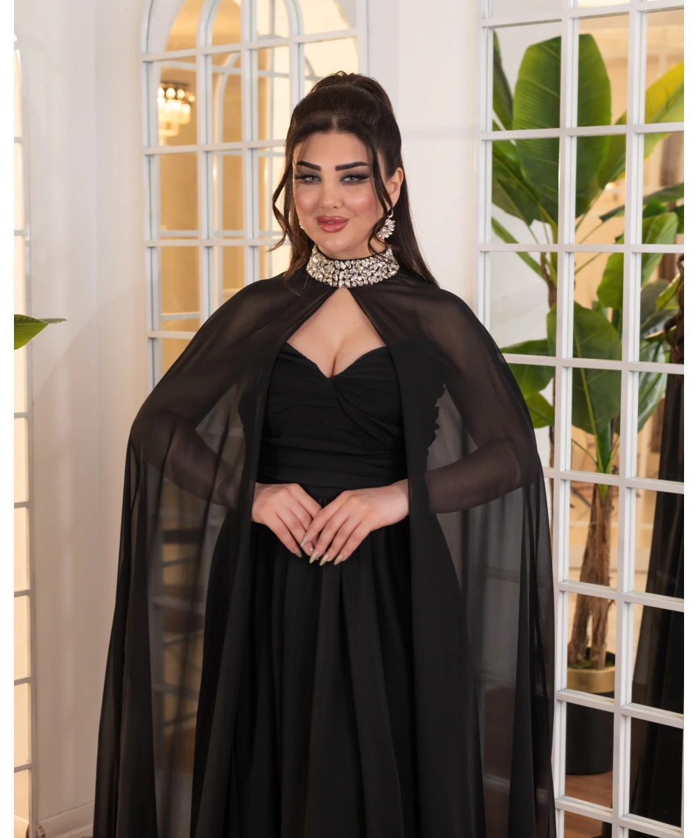 Taş İşlemeli Yaka Detaylı Şifon Pelerinli Uzun Abiye Elbise