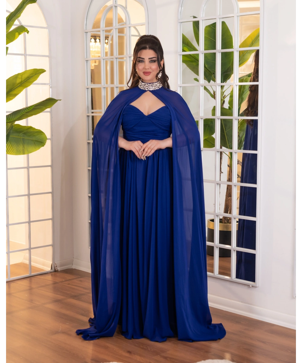 Taş İşlemeli Yaka Detaylı Şifon Pelerinli Uzun Abiye Elbise