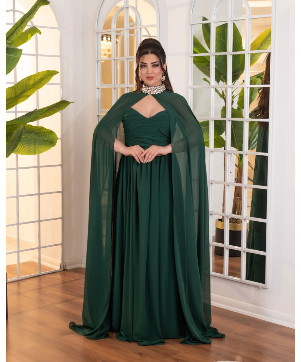 Taş İşlemeli Yaka Detaylı Şifon Pelerinli Uzun Abiye Elbise