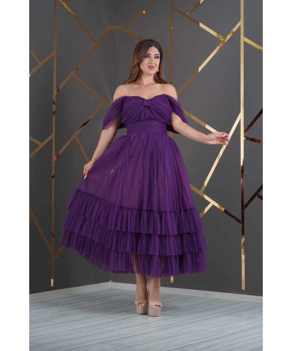 Tül Tasarım Omuz Göğüs Dekolteli Eteği Kat Kat Uzun Abiye