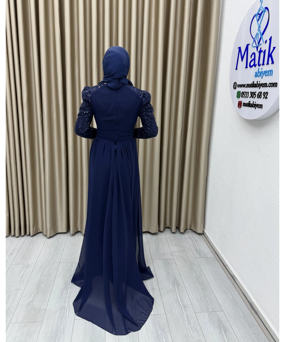 Uzun Kollu Drapeli Detaylı Şifon Abiye Elbise