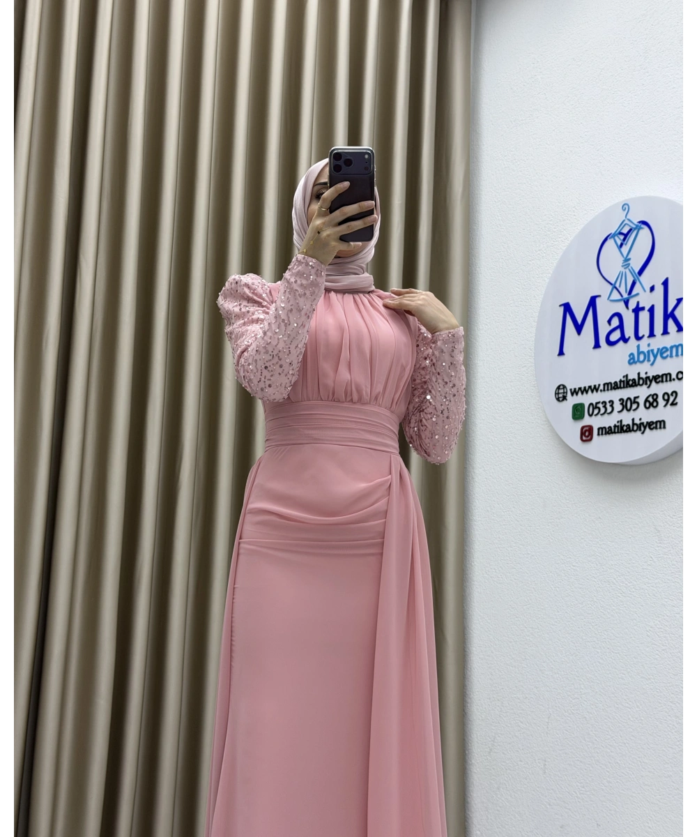 Uzun Kollu Drapeli Detaylı Şifon Abiye Elbise