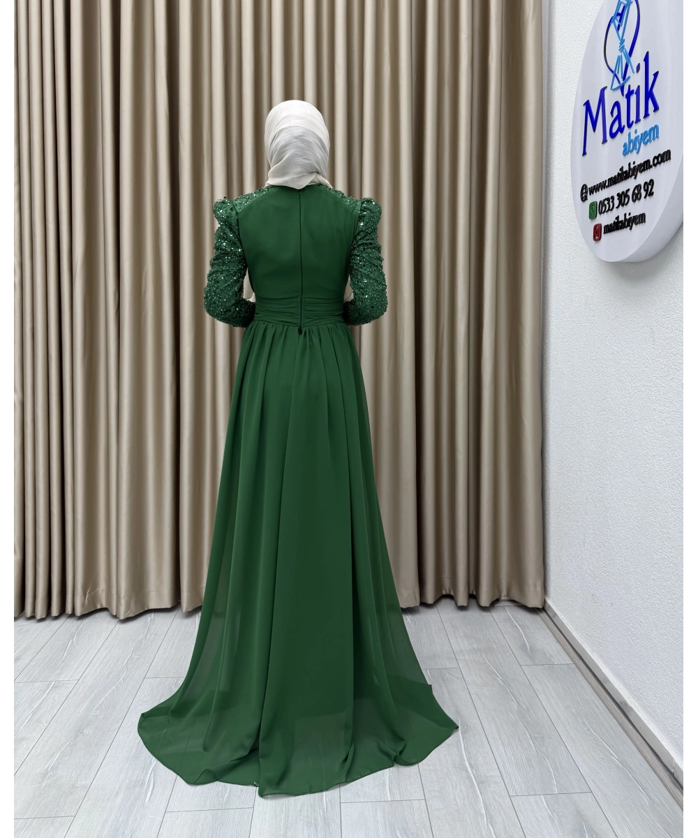 Uzun Kollu Drapeli Detaylı Şifon Abiye Elbise