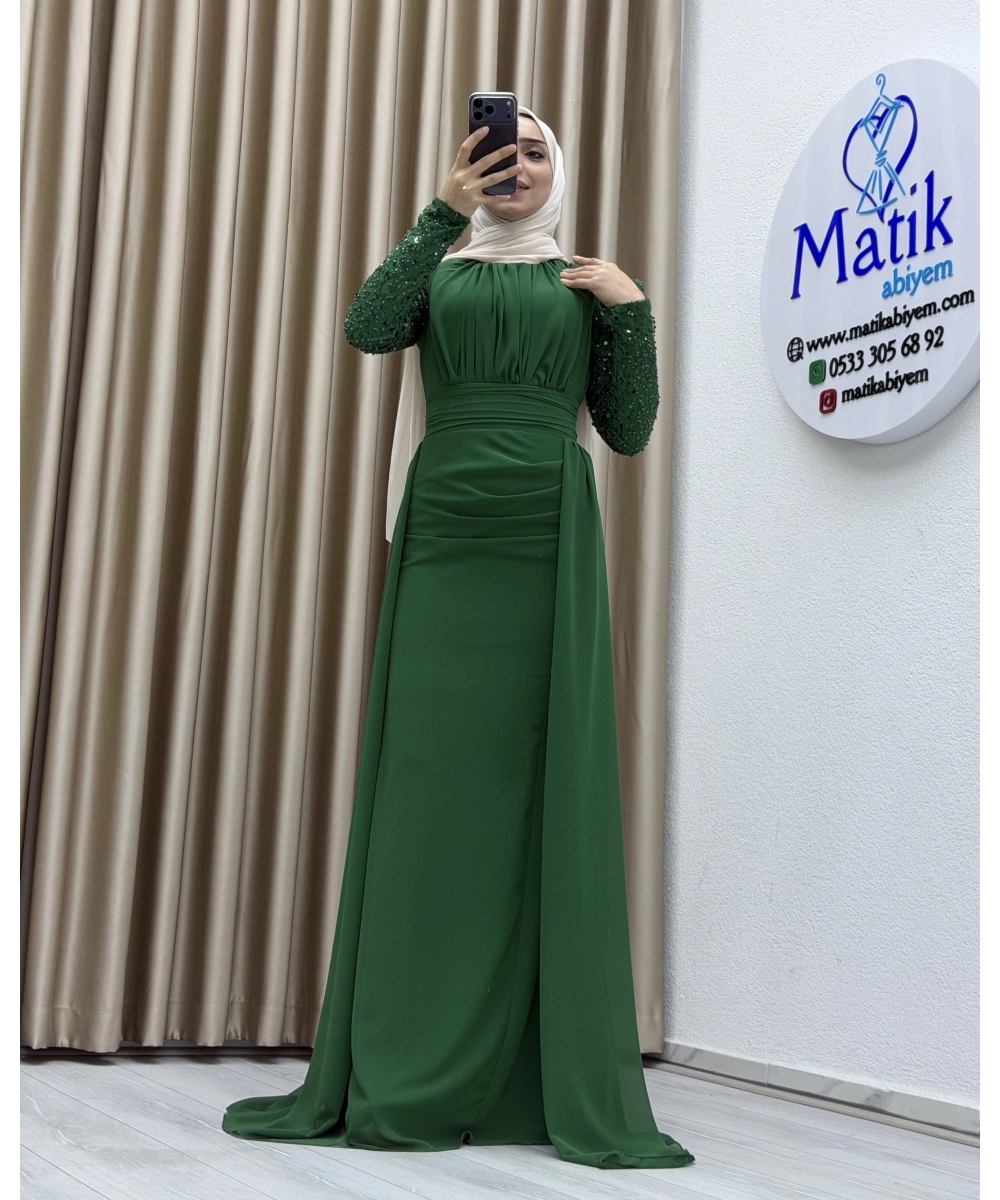 Uzun Kollu Drapeli Detaylı Şifon Abiye Elbise