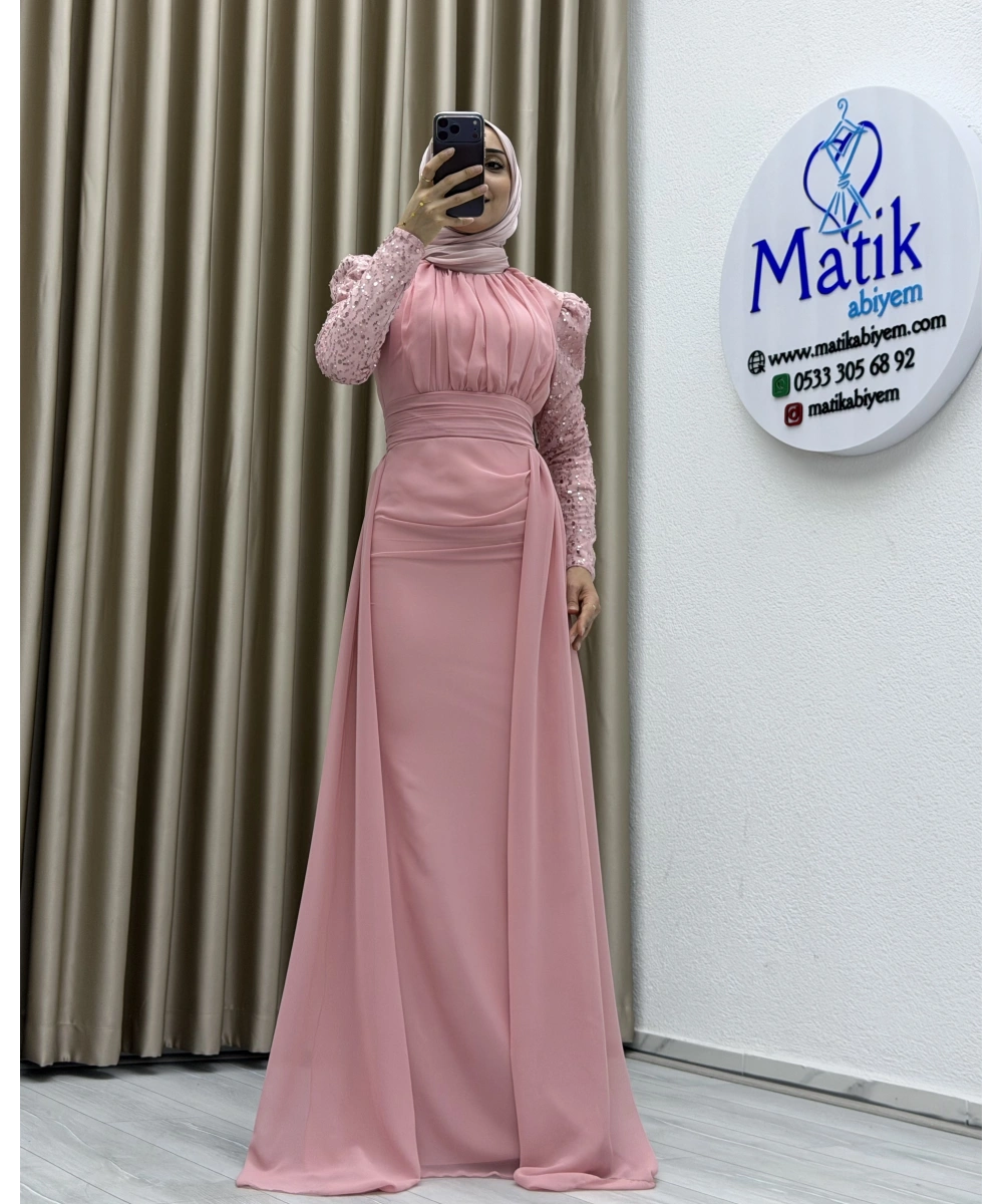 Uzun Kollu Drapeli Detaylı Şifon Abiye Elbise