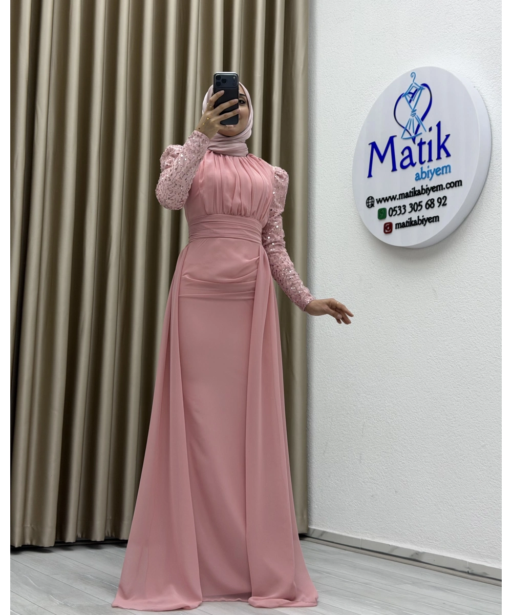 Uzun Kollu Drapeli Detaylı Şifon Abiye Elbise