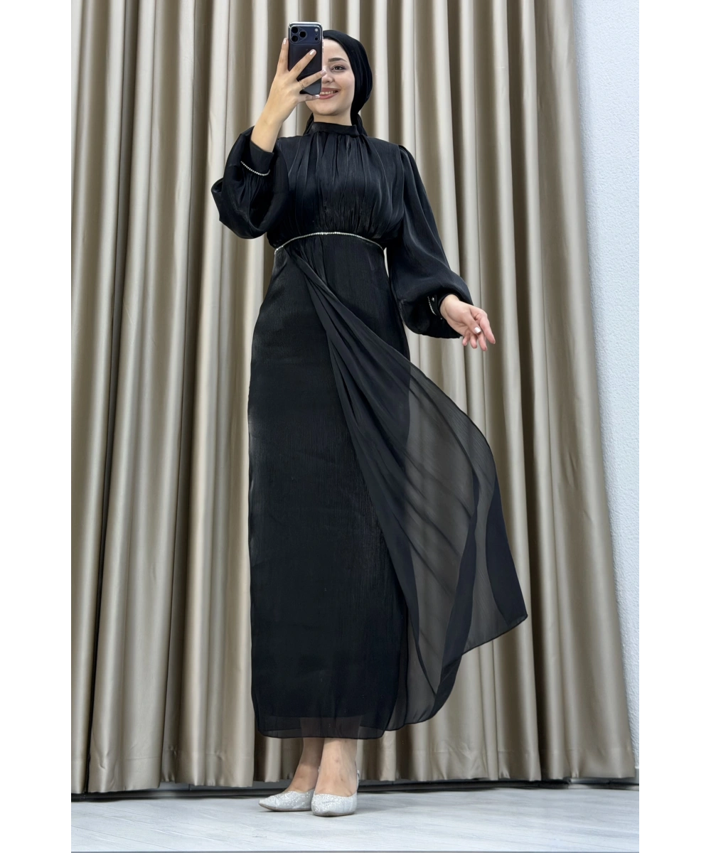 Yüksek Yaka, Bel Taş Detaylı, Uzun Kollu, Dökümlü Şifon Uzun Abiye Elbise