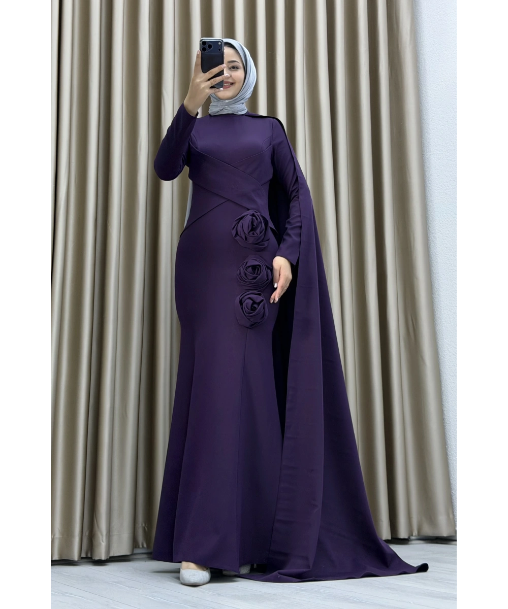 Zarif Drapeli Çiçek Detaylı Tesettür Abiye – Kuyruklu Modern Özel Gün Elbisesi