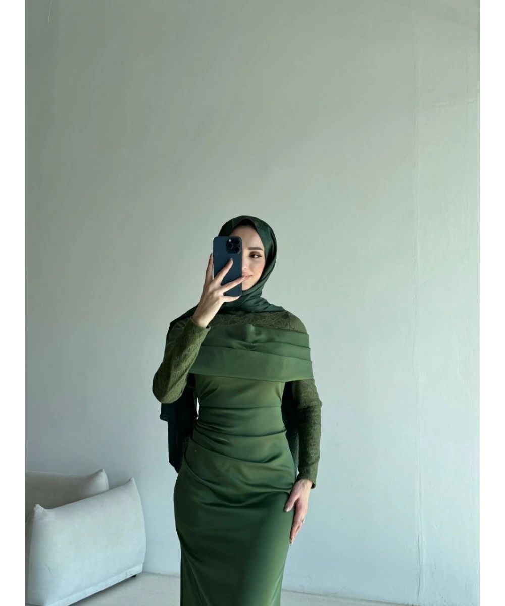 Zoya Elbise