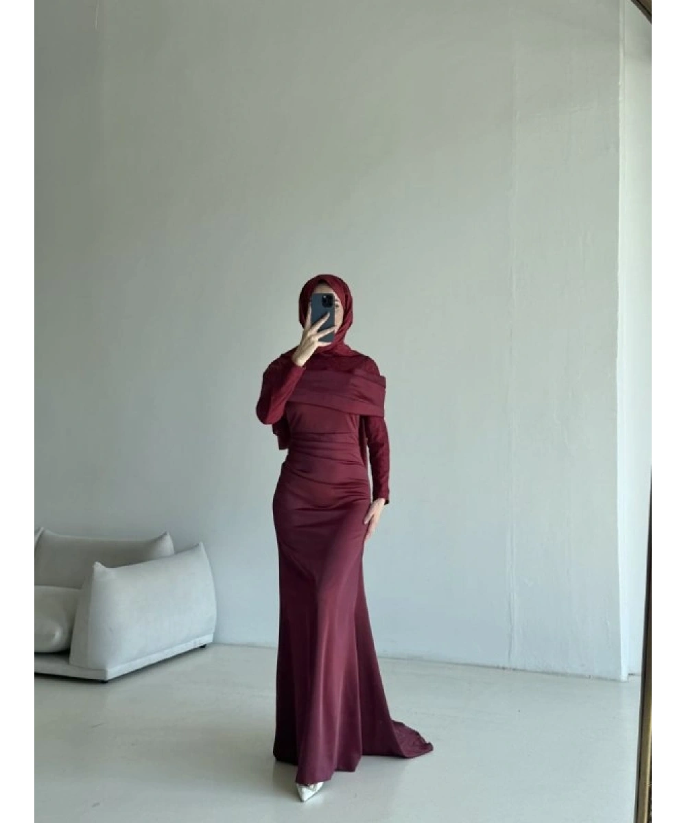 Zoya Elbise