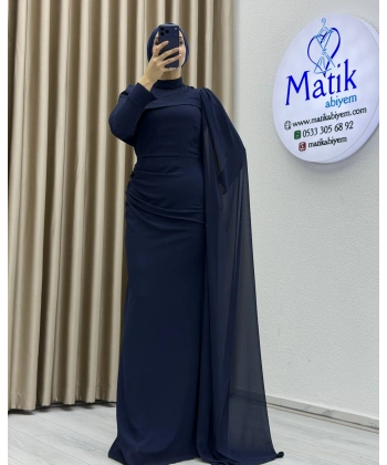 Drapeli Detaylı Dökümlü Uzun Elbise