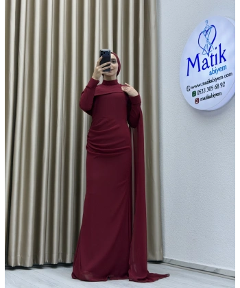 Drapeli Detaylı Dökümlü Uzun Elbise