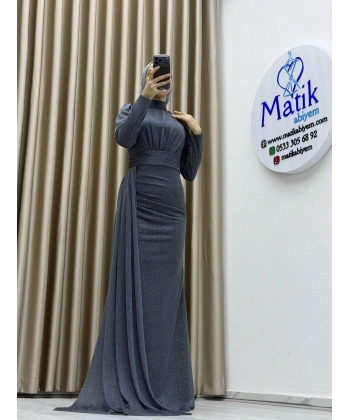 Drapeli Kuşak Detaylı Uzun Abiye Elbise