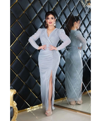 Nokta Deseyli Mumlayıt Tasarım V dekolteli Yırtmaçlı Uzun Elbise Abiye