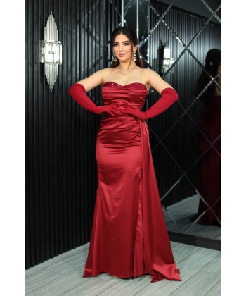 Saten Tasarım Straplez Dekolteli Yırtmaçlı Uzun Elbise Abiye