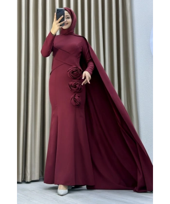 Zarif Drapeli Çiçek Detaylı Tesettür Abiye – Kuyruklu Modern Özel Gün Elbisesi