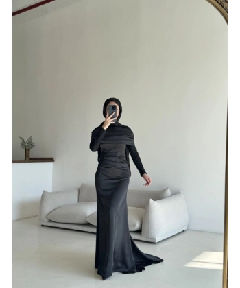 Zoya Elbise