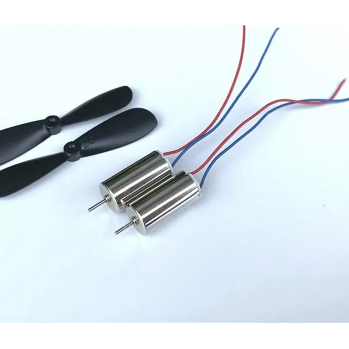 820 Çekirdeksiz DC Motor (2 Adet + 2 Pervane) (Mini Drone Motoru)
