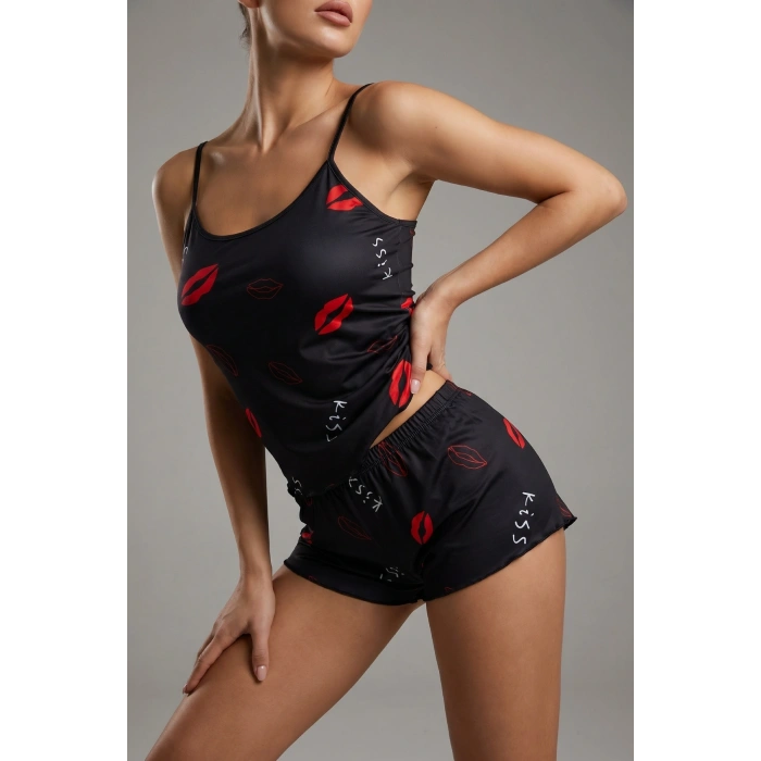 Dodes Öpücük Desenli Siyah Askılı Şortlu Kadın Pijama Takımı DL1358
