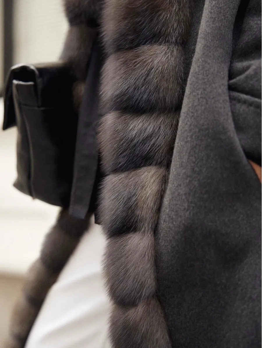 YAKASI TİLKİ KÜRKLÜ EL DİKİMİ KAŞMİR KABAN BEJ