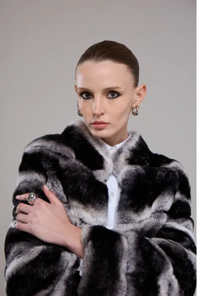 SİYAH-BEYAZ REX KÜRK