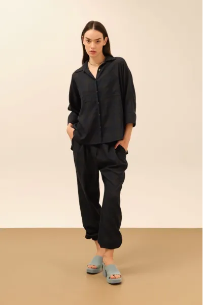 BELİ VE PAÇASI LASTİKLİ LACİVERT PANTOLON