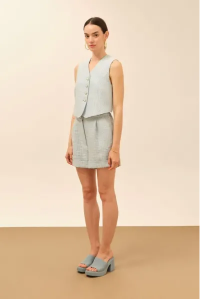 İNCİ DÜĞMELİ MAVİ TÜVİT ŞORT