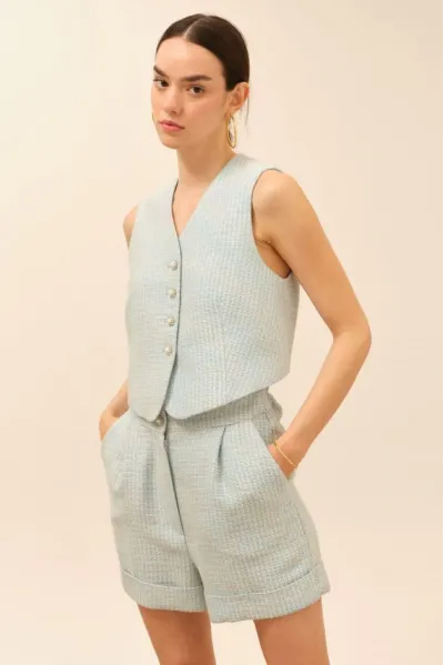 İNCİ DÜĞMELİ MAVİ TÜVİT YELEK