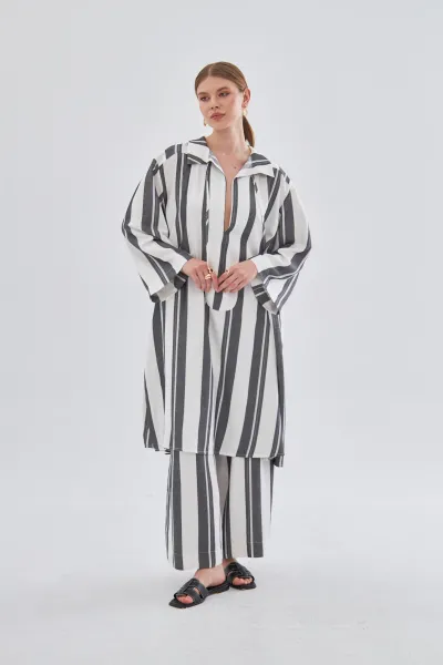 YAKASI İPLİ LACİVERT SİMLİ ÇİZGİLİ TUNİK PANTOLON TAKIM