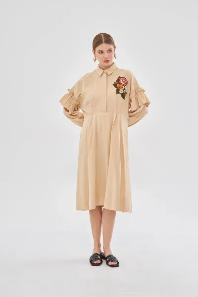 NAKIŞ DETAYLI CAMEL ELBİSE