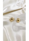 Kadın Gold Renk Küçük Desenli Düğme Küpe