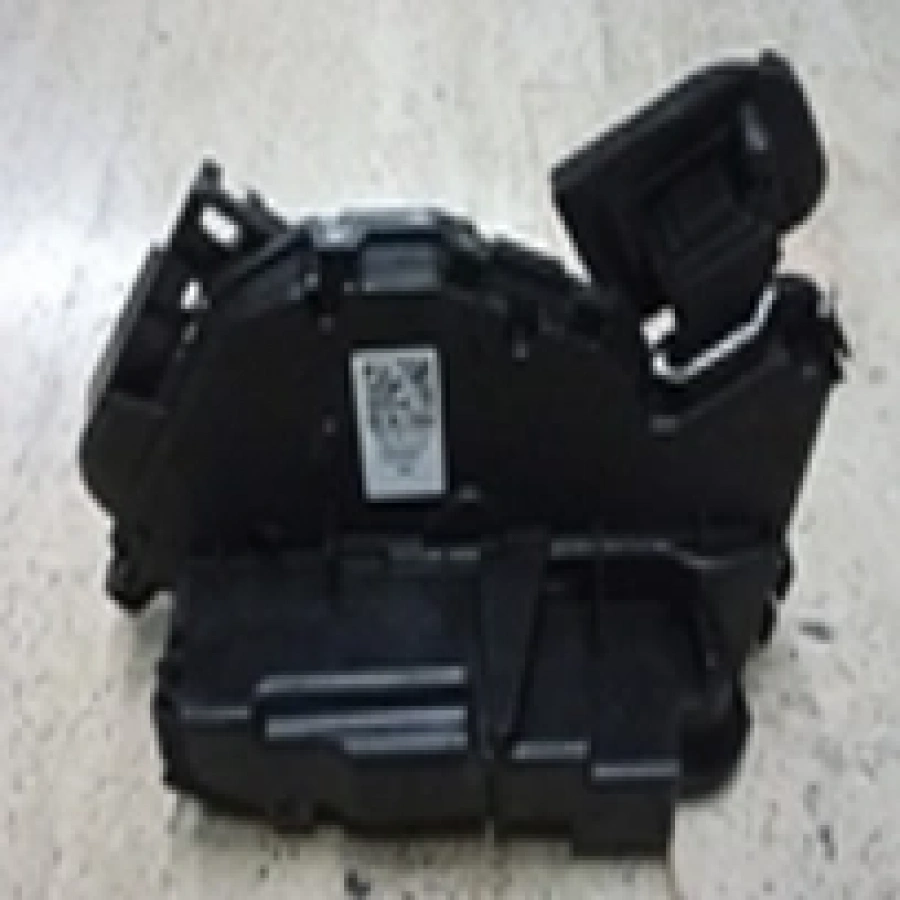 KAPI KİLİDİ ÖN SOL ORJİNAL 2015 >  PASSAT / TIGUAN / ARTEON 5NC837015D (T1)