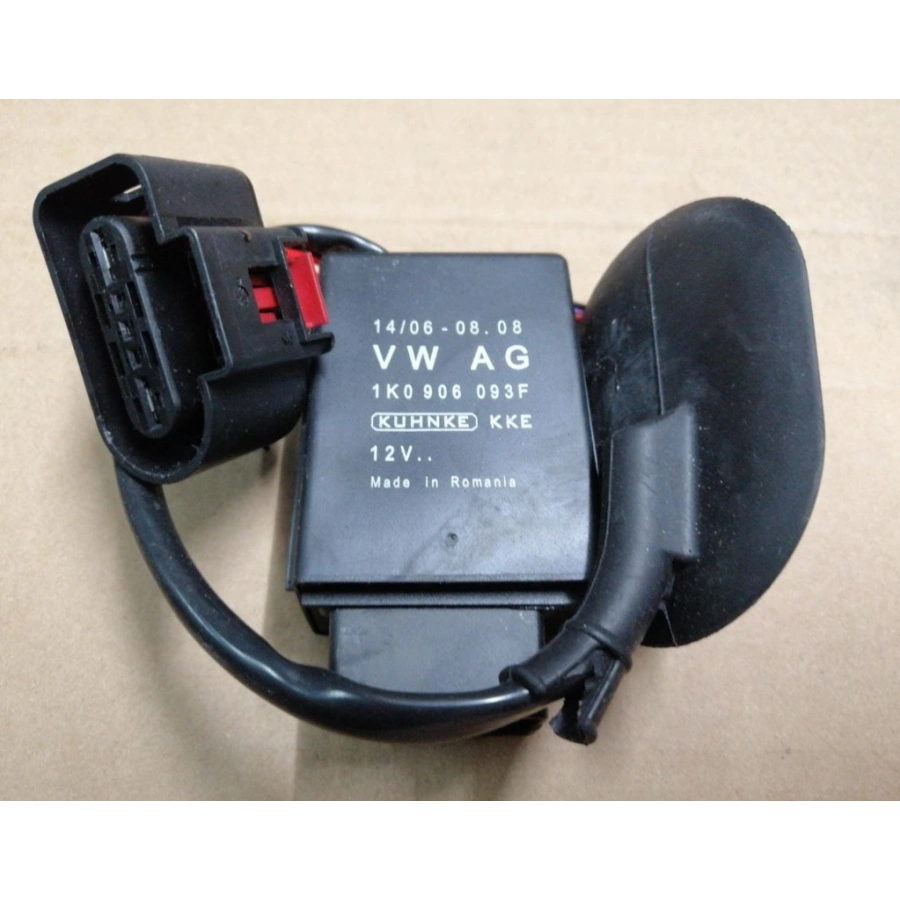 BENZİN POMPA RÖLESİ ORJİNAL 1.6 FSI - 2.0 FSI  (TÜM MODELLER) T1