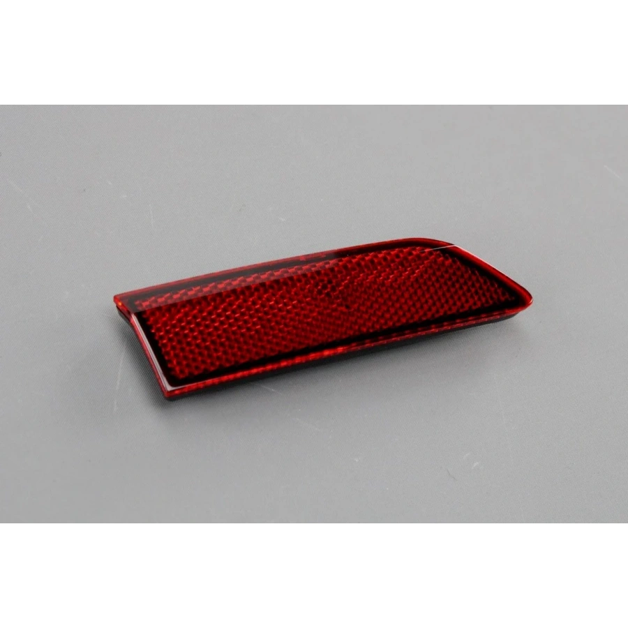 SOL İÇ REFLEKTÖR AUDİ-A6 19-24 (AUDİ ORJİNAL) T1