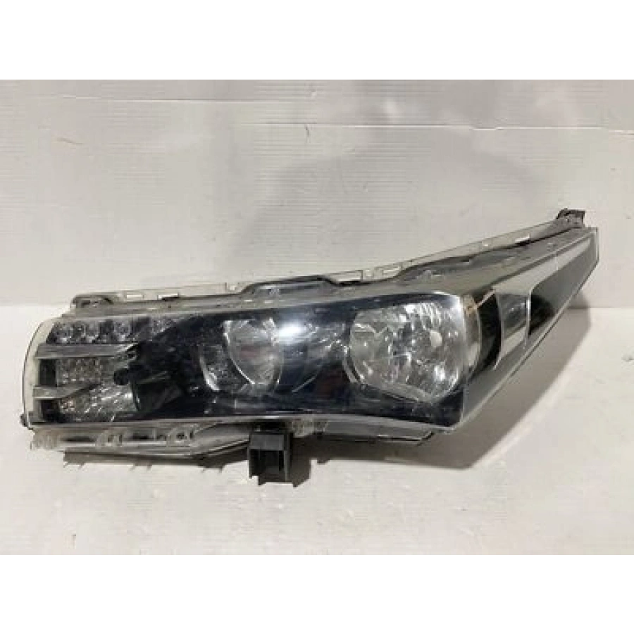 FAR ÖN SOL LEDLİ NİKELAJLI KAŞ İLE BİRLİKTE Kampanya | TOYOTA | COROLLA | 2013-2016