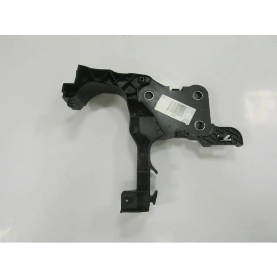 MEGANE II 03/09; ÖN PANEL YAN PARÇA SOL PLASTİK 8200137495